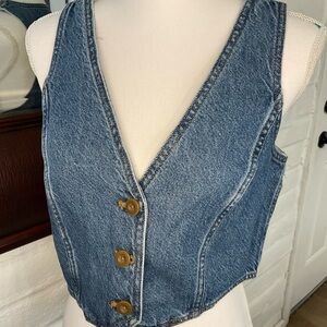 Cotton-Hemp-Blend Denim Crop Vest Top in Pawley Wash size 4